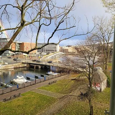 Apartment Supersentral Brygge Leilighet Ved Kanalen